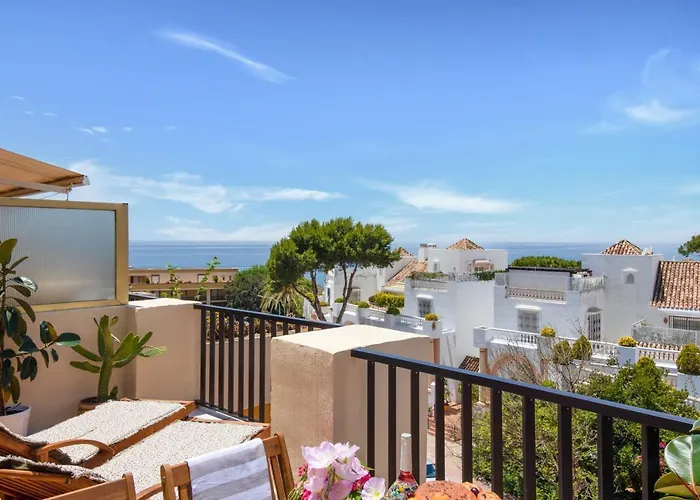 Sea View Studio I Penthouse, Beach Front Urbanization Romana Playa Elviria